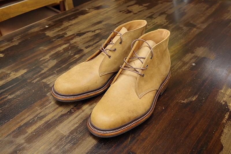 チャッカブーツ