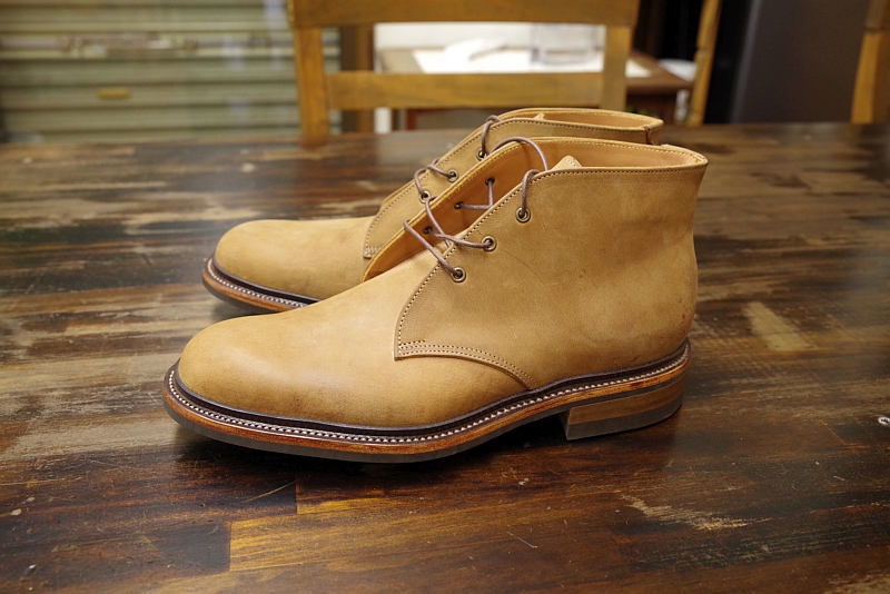 チャッカブーツ