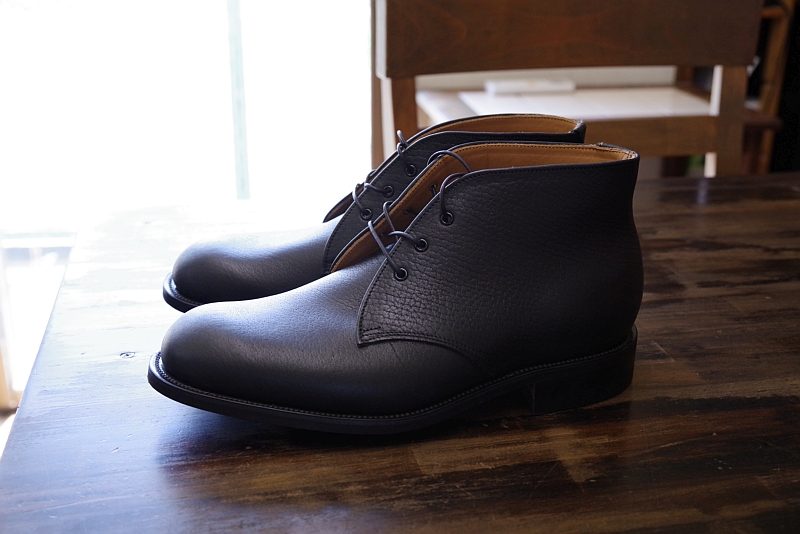 チャッカブーツ