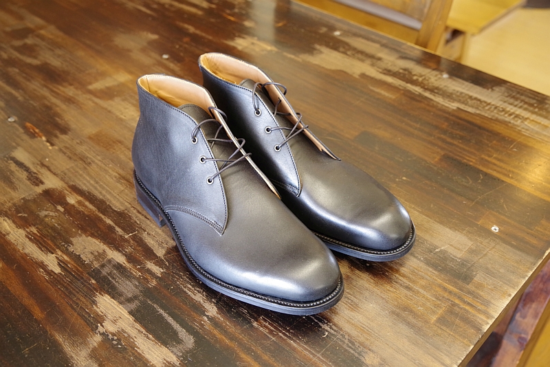 チャッカブーツ