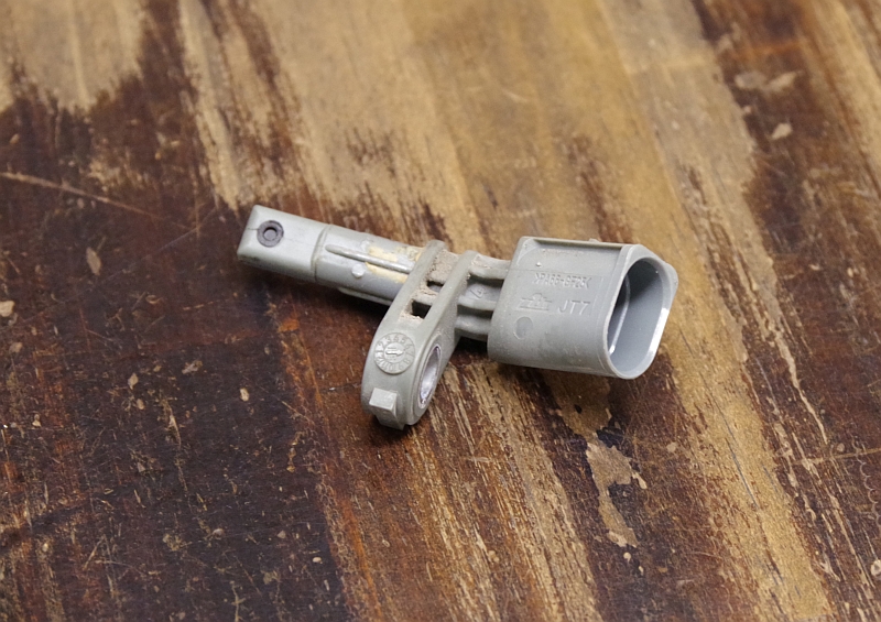 ホイールスピードセンサー