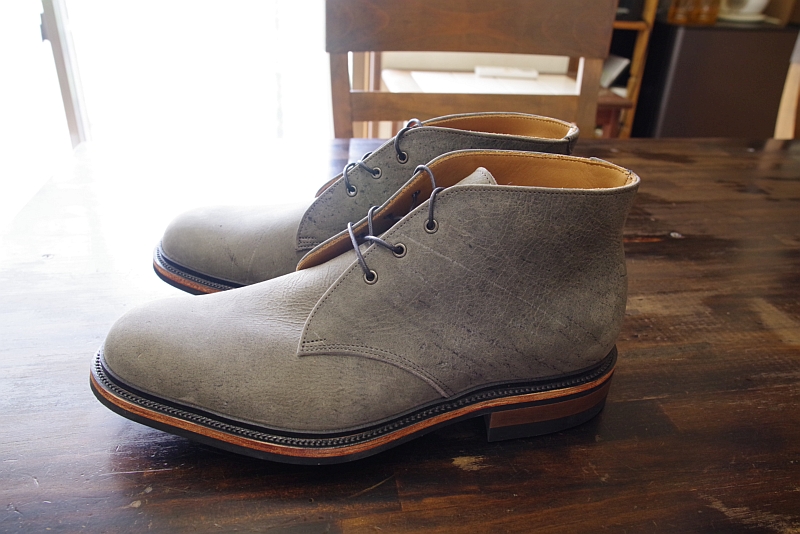 チャッカブーツ