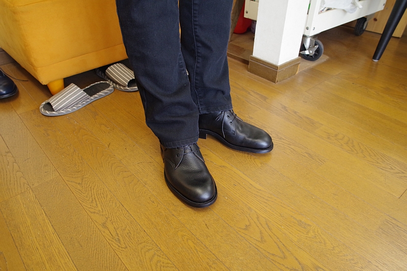 3穴のギブソンシューズ