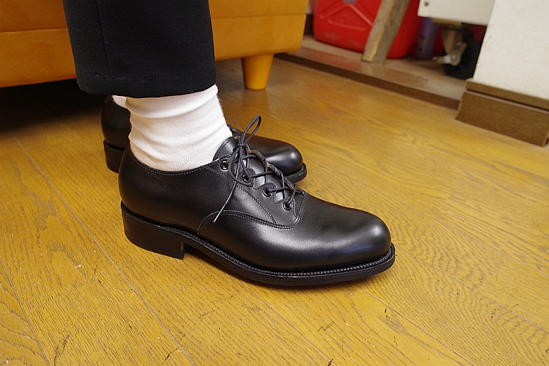 ギリーシューズ