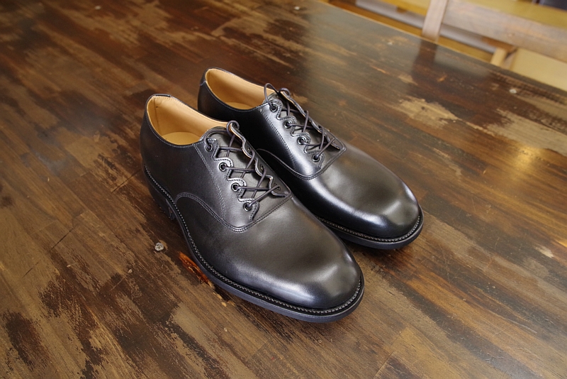 ギリーシューズ