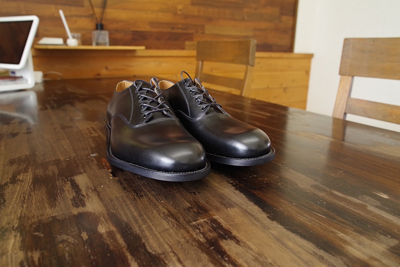 ギリーシューズ