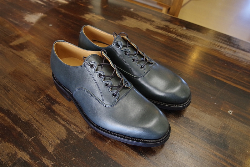 ギリーシューズ