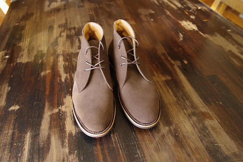 チャッカブーツ