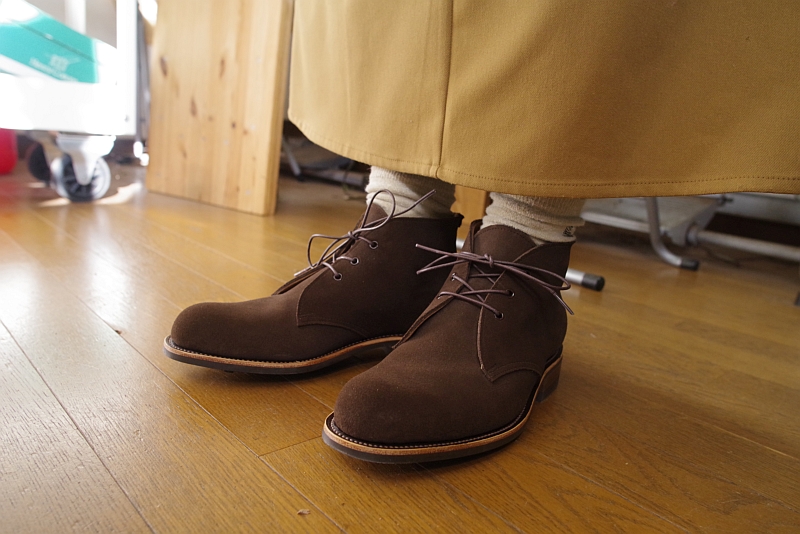 チャッカブーツ