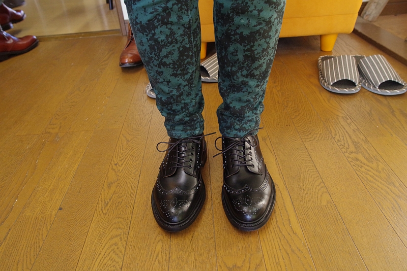 フルブローグシューズ