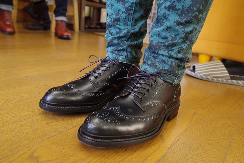 フルブローグシューズ