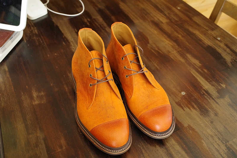 チャッカブーツ