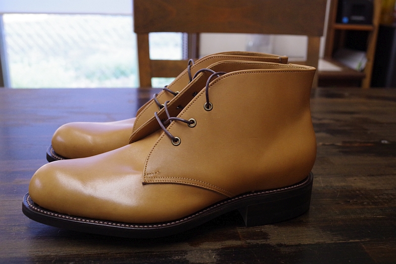 チャッカブーツ