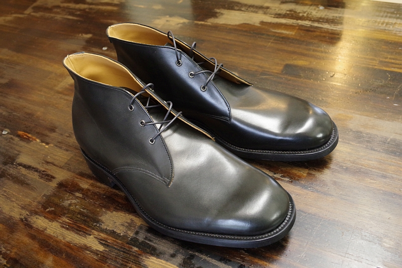 チャッカブーツ