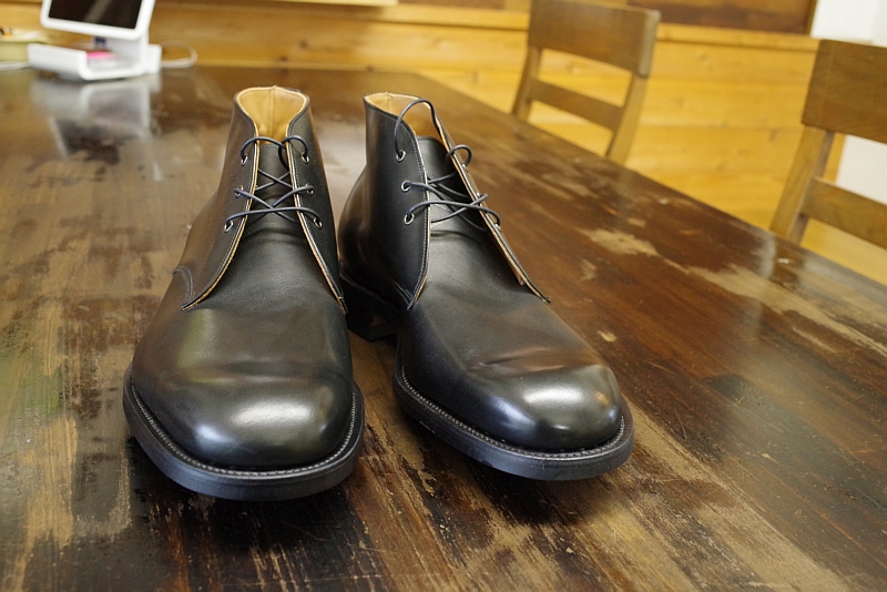 チャッカブーツ